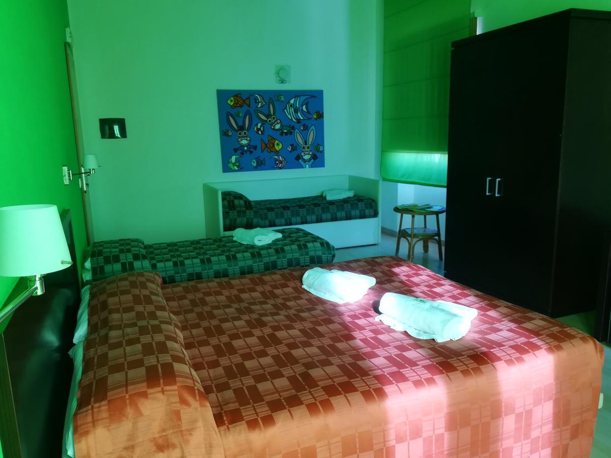 Hotel I Colori Sant'Antioco Exterior photo
